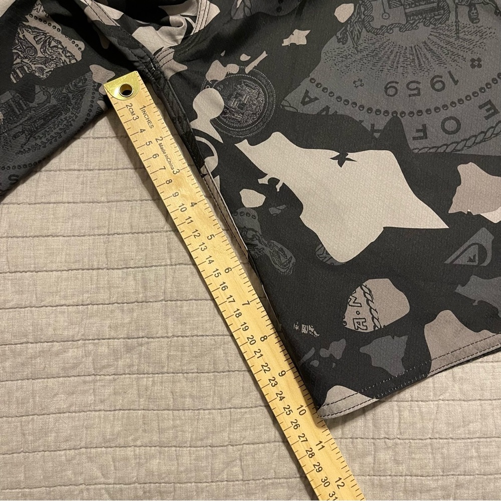 QUIKSILVER rare hawaii state seal premium surf camo emblem BOARD SHORTS 29 - Picture 3 of 7